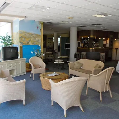 Les Genevriers * Cannes