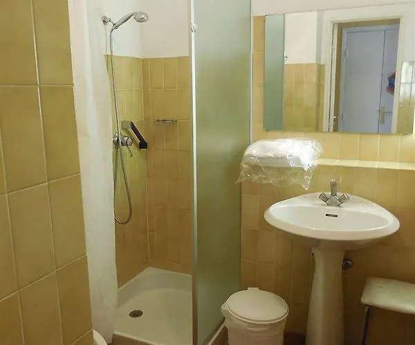 Les Genevriers شقة كان