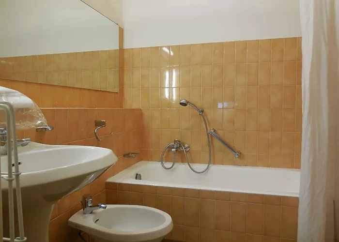 Les Genevriers شقة