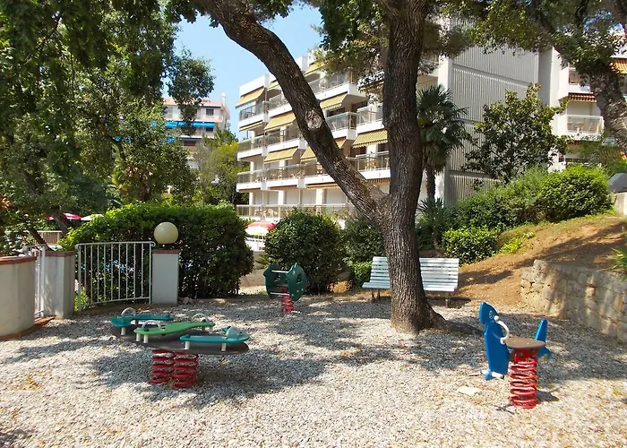 Les Genevriers Cannes