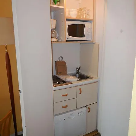 Les Genevriers * Cannes