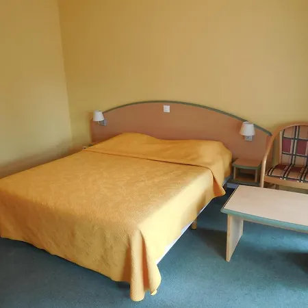 Apartamento Les Genevriers Cannes